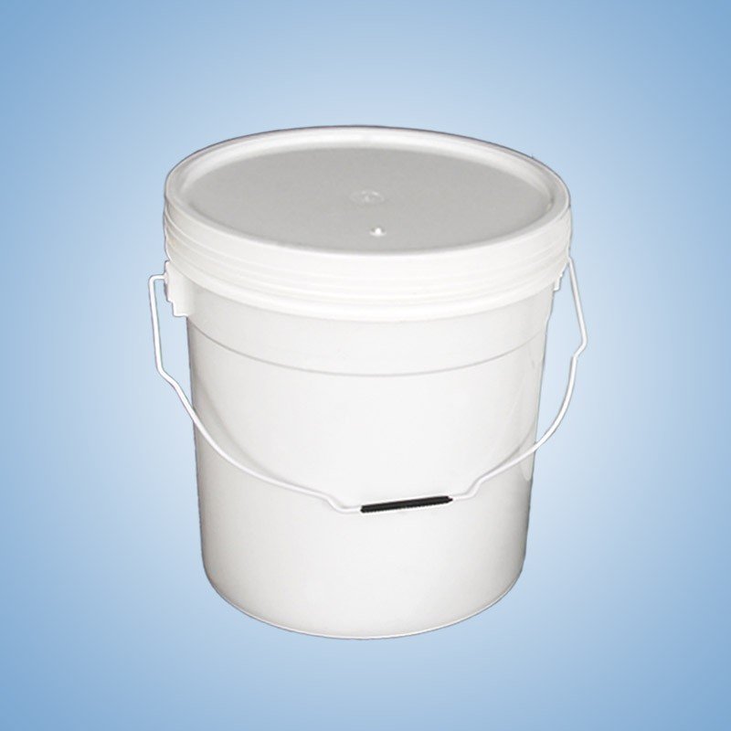 18 LT BUCKET - 018B